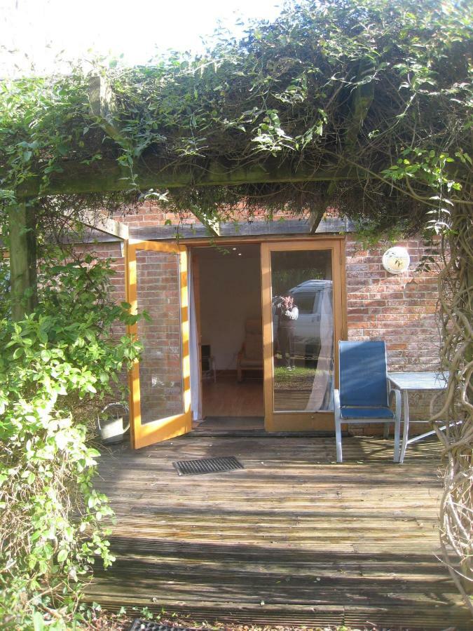 Ralph'S Barn Vila Newport  Exterior foto