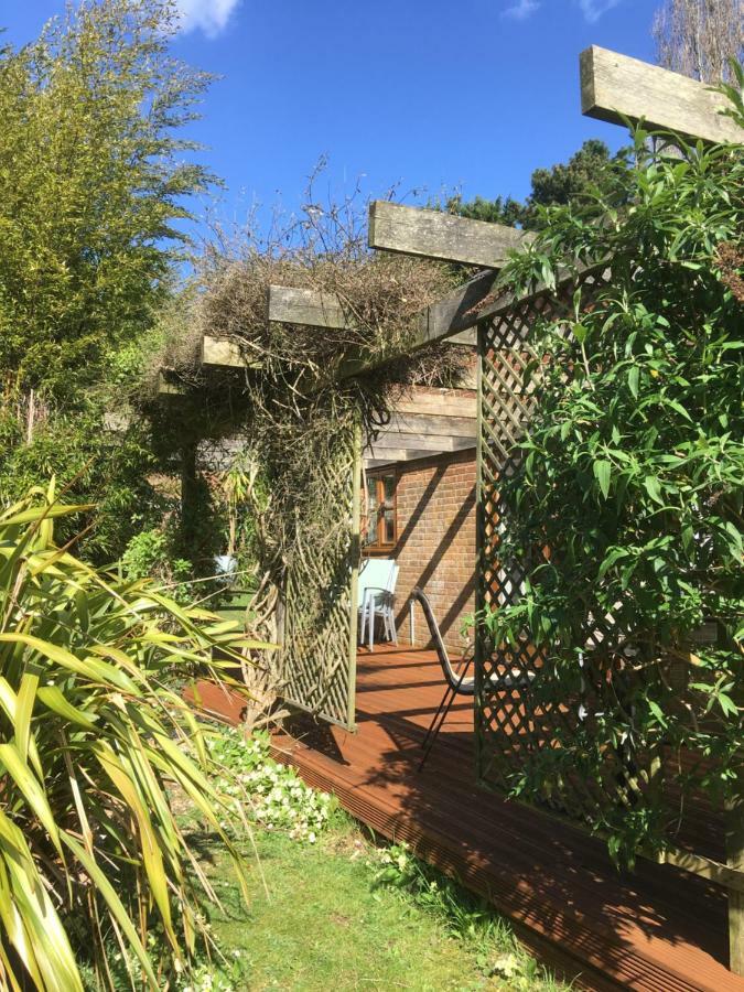 Ralph'S Barn Vila Newport  Exterior foto